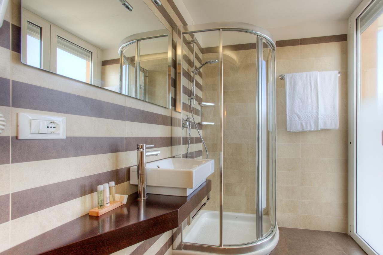 Ancora Hotel